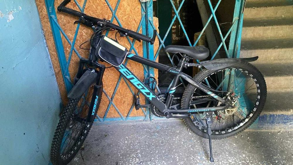 Продается спортивный и скоростной велосипед.