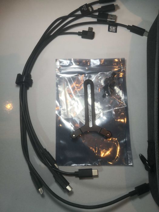 DJI RSC 2 Stabilizator Gimbal + Geanta De Umar Transport Si Depozitare