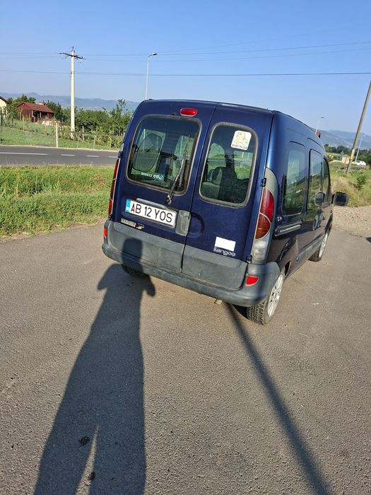 Vând renault cango