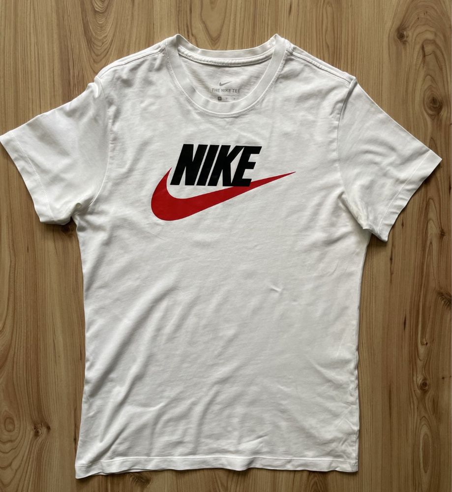 NIKE  / мъжка тениска M