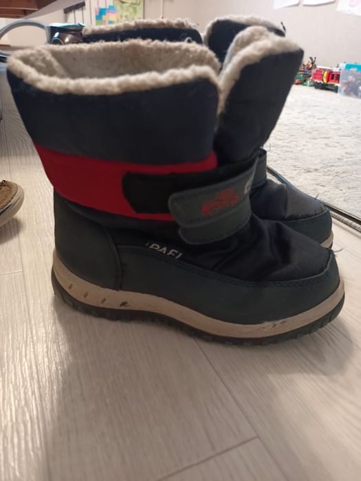 Отдам бесплатно детские вещи