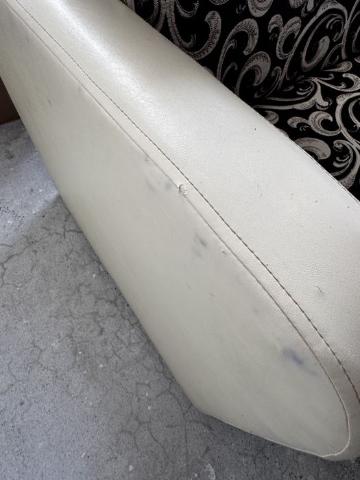 Canapea extensibilă în stare bună
