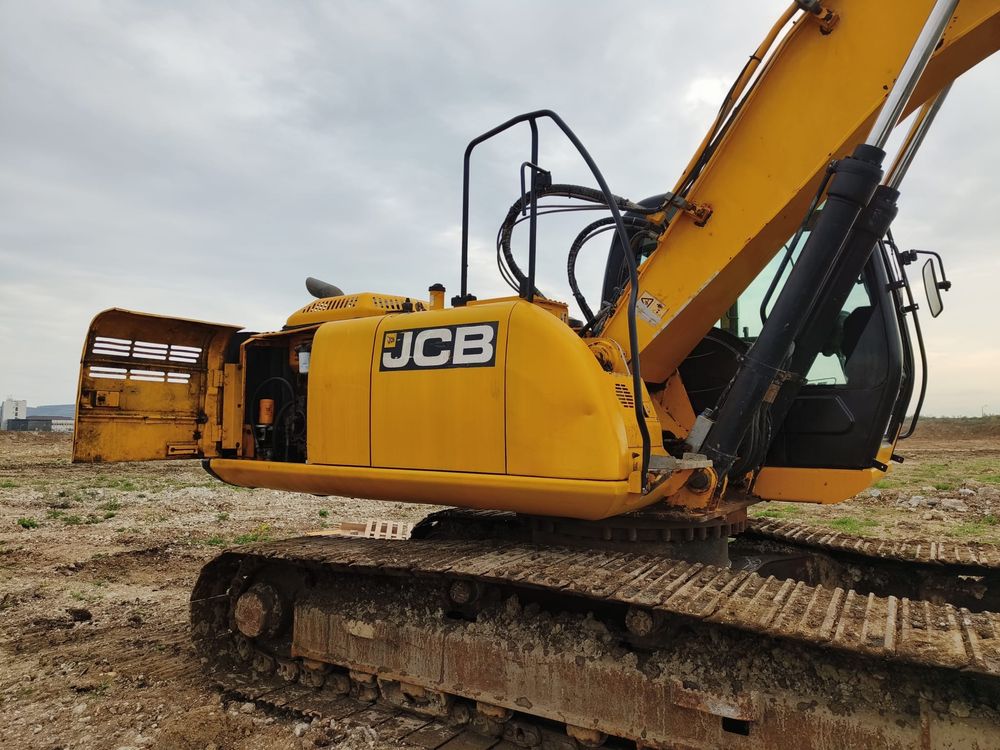 Excavator jcb js220 NLC 2015