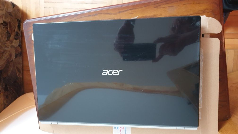 Dezmembrez Laptop Acer Aspire V3-571G Display 17 inch