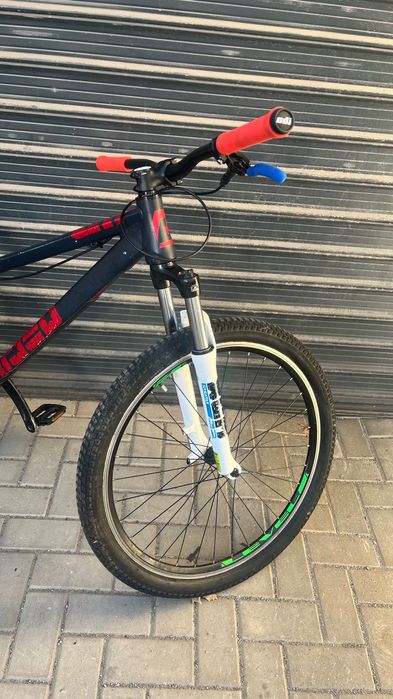 Drag C2 колело за дърт пъмп трак