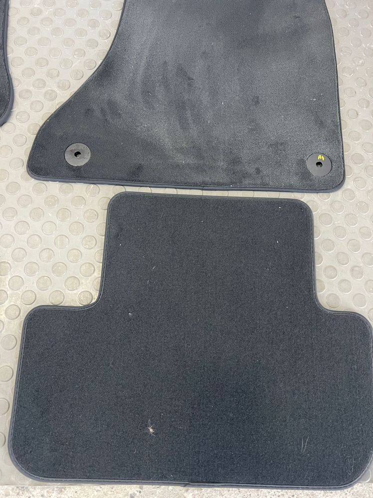 Set Presuri/Covorase ORIGINALE Fata-Spate Audi A4 B8 A5