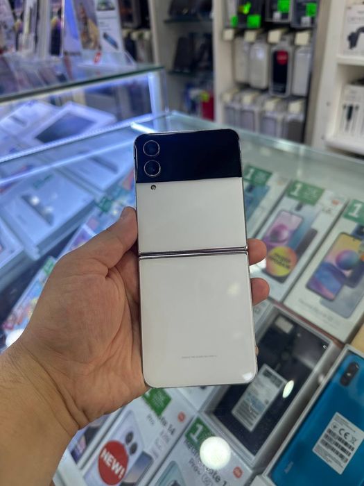Samsung Z flip 4