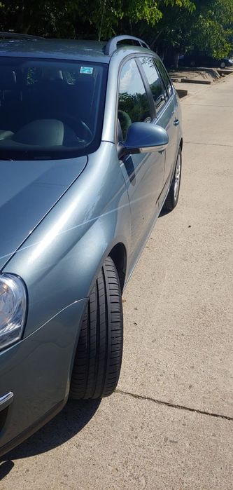 Volkswagen Golf 5 – Prim proprietar – 121.000 km – 1.9 TDI / 105 CP –