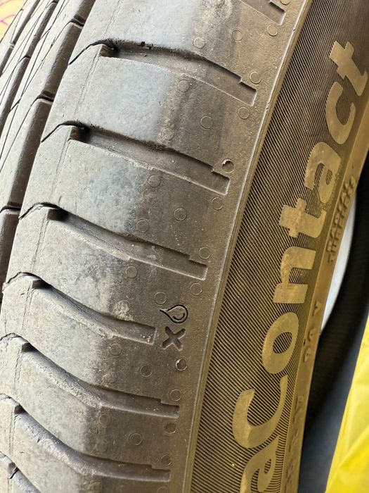 Гуми Continental Ultracontact 215/55/17 94V DOT 2022 4 броя