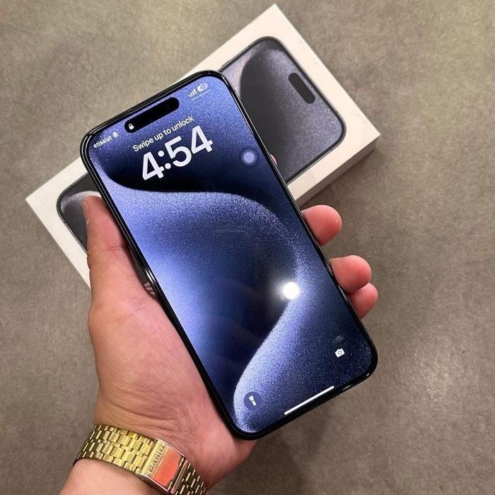 iPhone 15 PRO MAX de 256 GB cu 93% Bateria