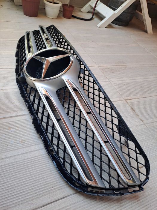 Маска за Mercedes Benz W253