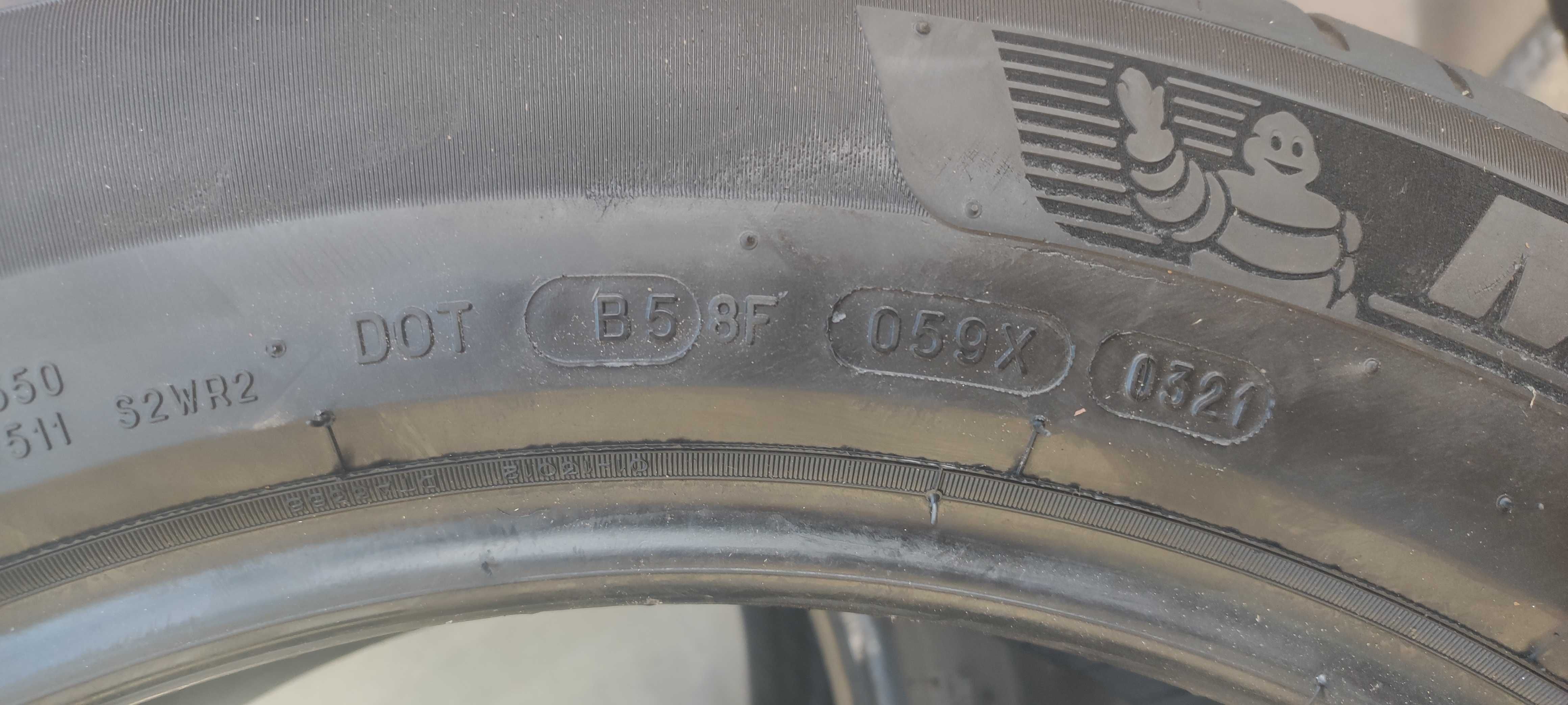 Michelin Pilot Sport 235/55 R 19 Два броя DOT 21