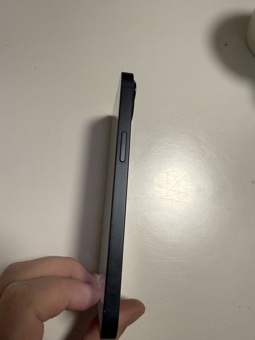 Vand Iphone 13 128 GB