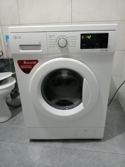 Стиральная машина LG в отличном состоянии