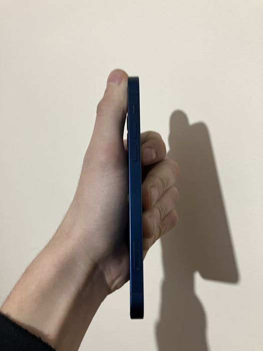 iPhone 12 (64Gb)