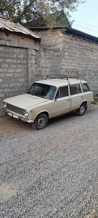 Продам ВАЗ 2102 на запчасти