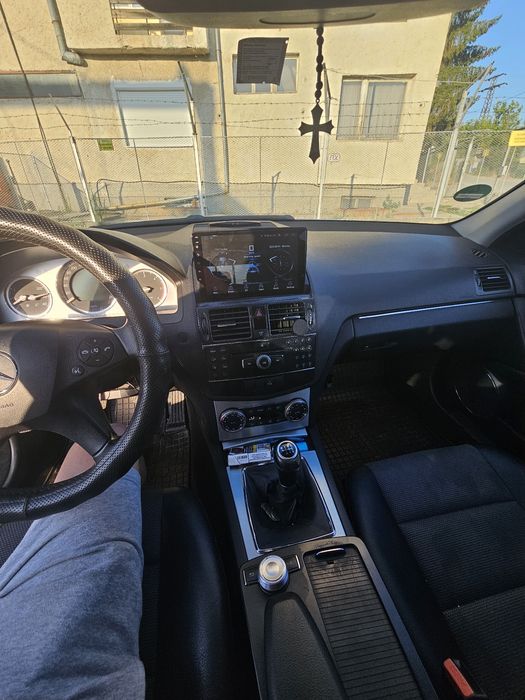 Mercedes-benz C200