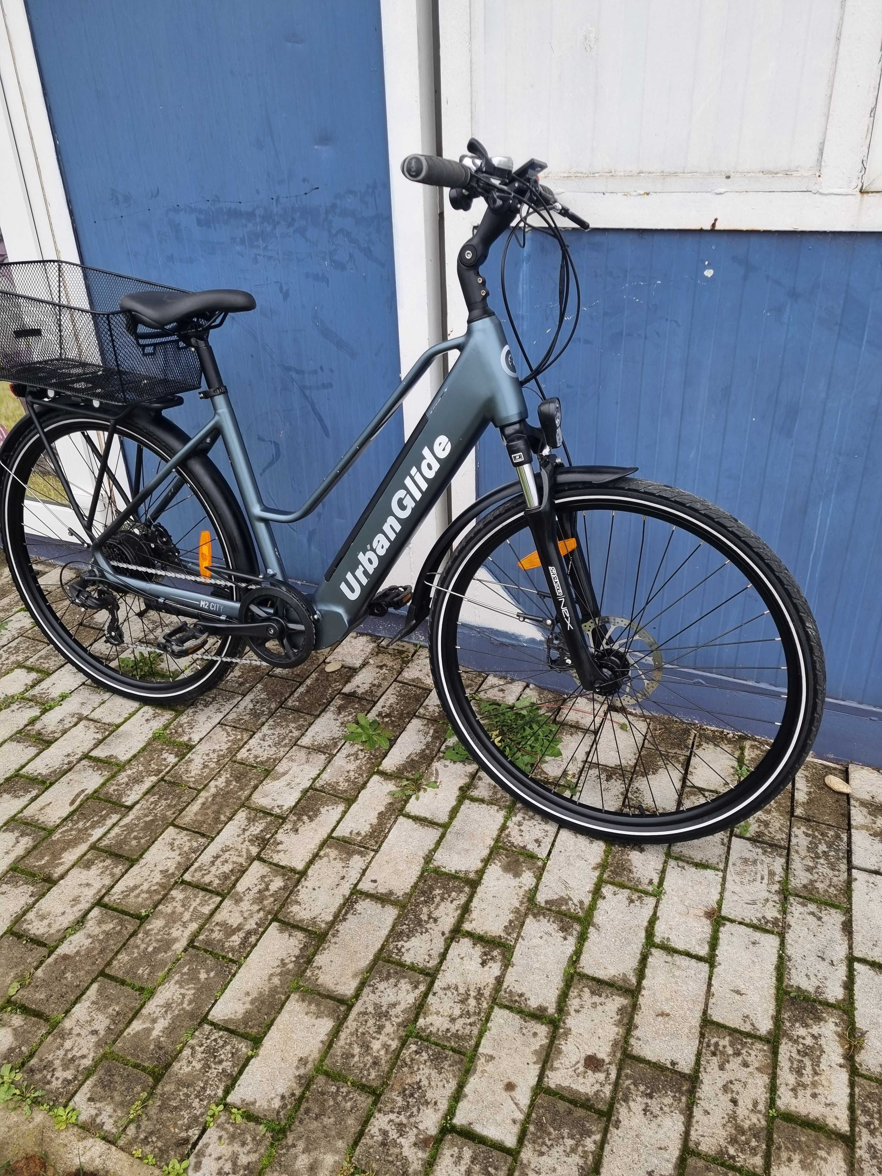 Bicicleta electrica Urban Glide Trek Cube Canyon