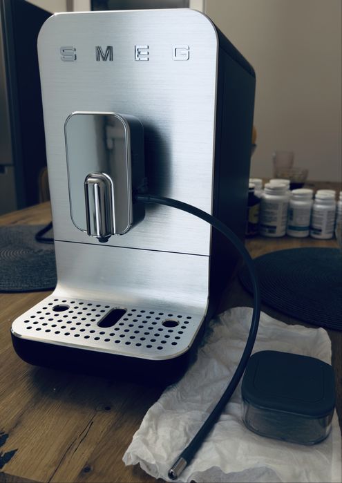 Espressor automat-Smeg-BCC13BLMEU