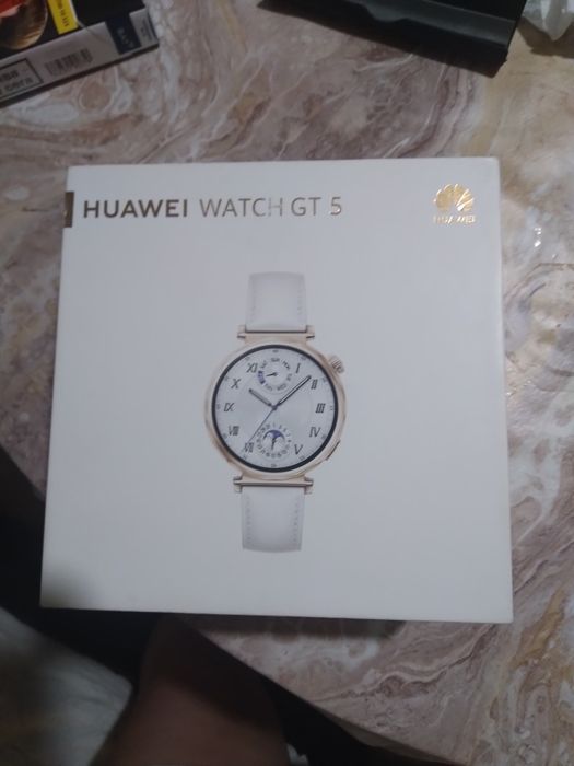 Смарт часовник HUAWEI