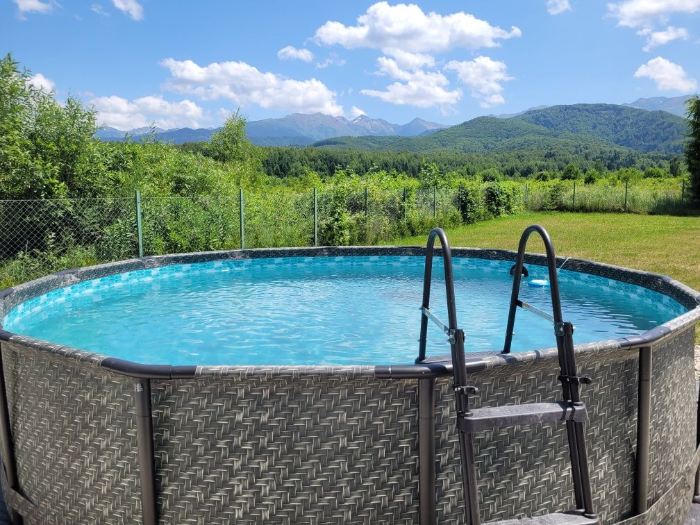 Cabană de inchiriat Valea Avrigului 7 camere duble cu băi proprii