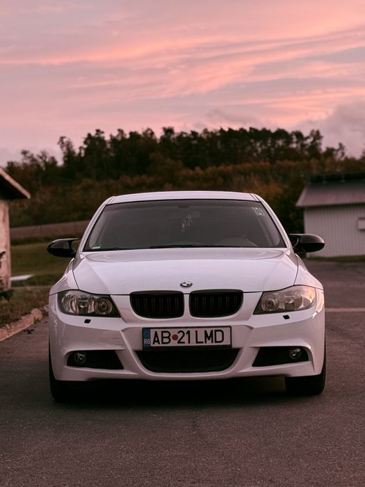 BMW E91 318D 2.0 143cp 2008