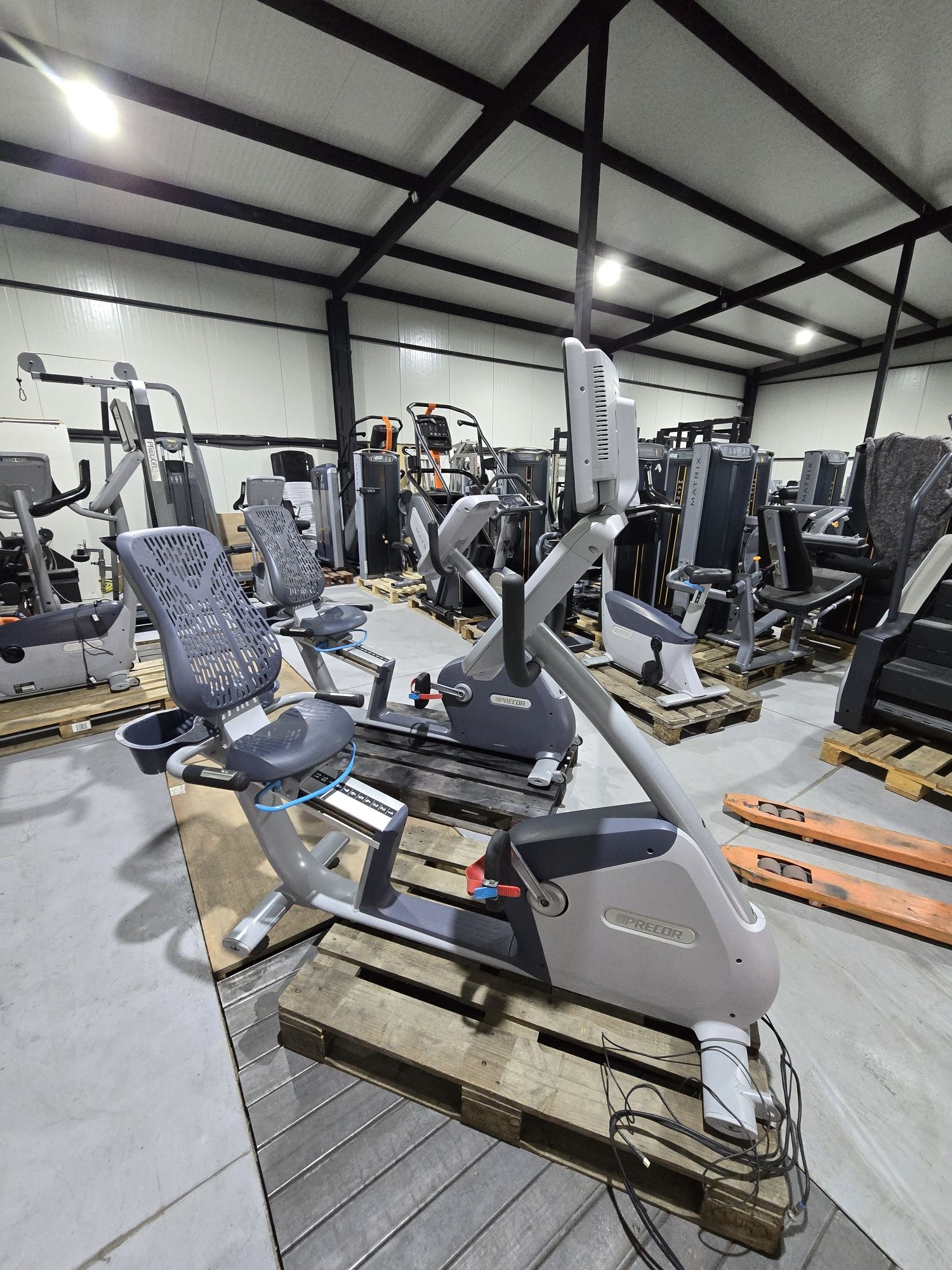 Precor recombere bike USA прекор колело с облегалка рециклирано