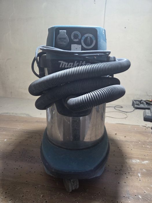 Makita Пылесос производственный