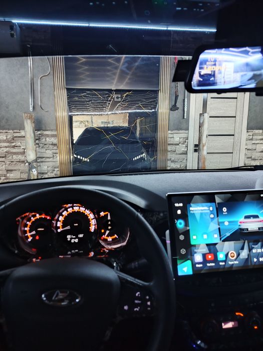 Lada vesta v idealnom sostoyanii