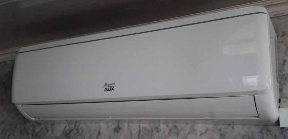 AUX 24 кондиционери сотилади! Холати яхши.