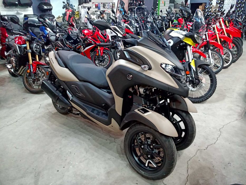 Yamaha Tricity 300 - se conduce cu B - stoc Yamaha Constanta