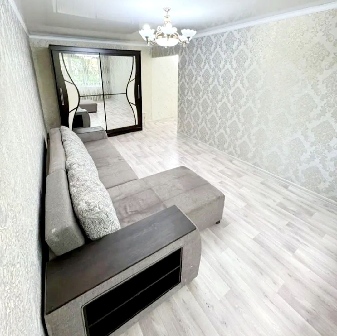 продам 1-ком. 31кв. 4мкр. 1-этаж
