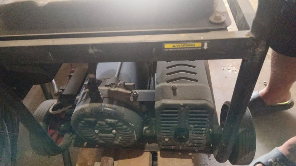 Продам Генератор