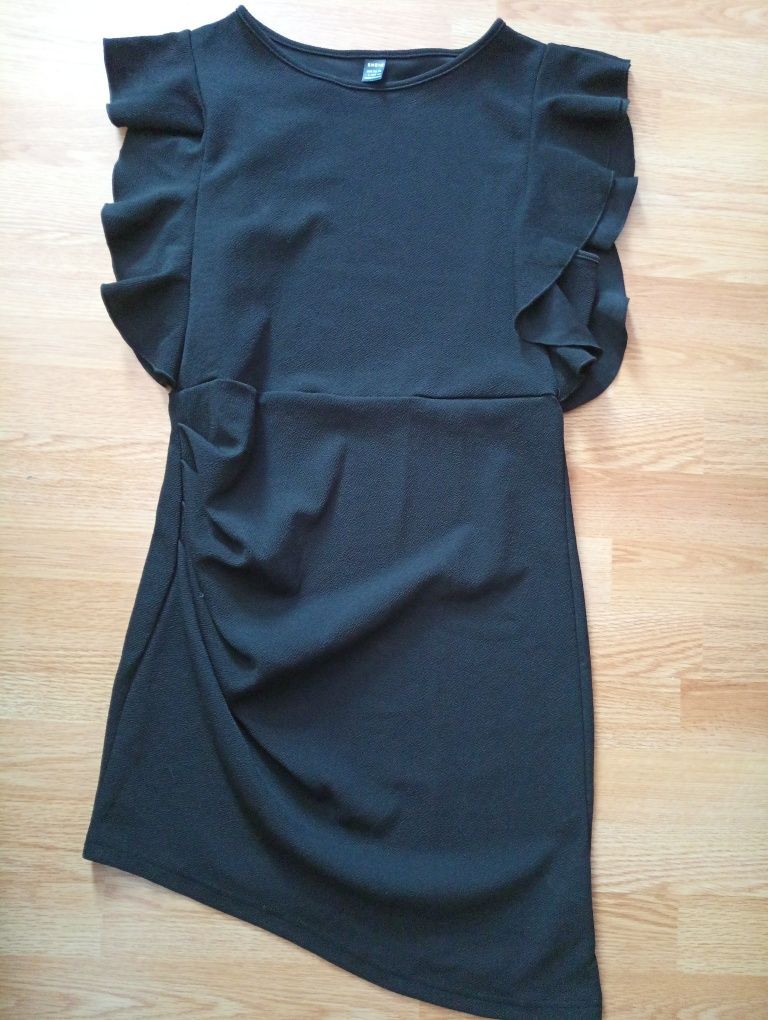 Rochie neagra eleganta