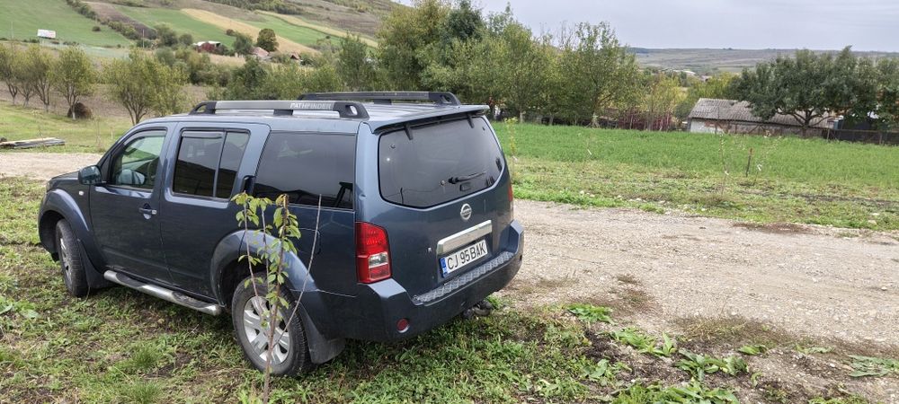Vând Jeep Nissan
