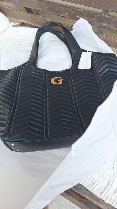 Geanta  guess  de  dama