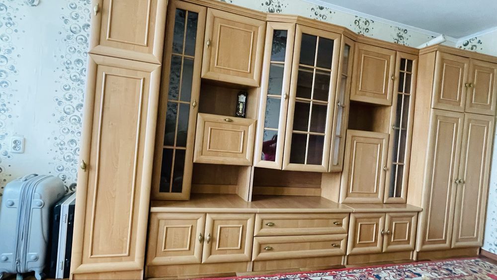 Стенка Гарнитур для гастиной посуды