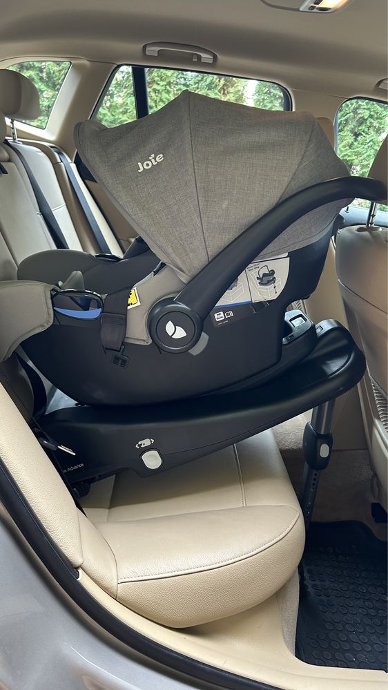 Scoica auto Joie i-snug si baza isofix, pachet complet