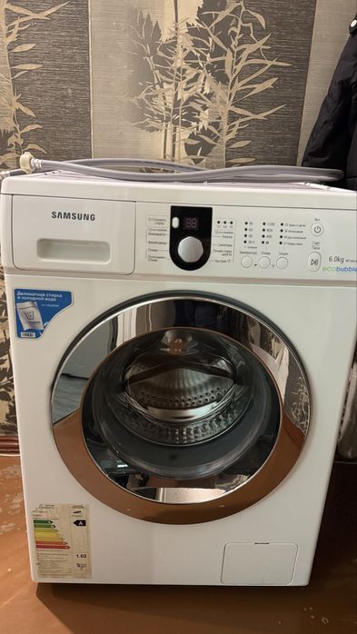 Продам стиральную машинку