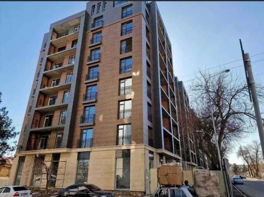 Продаётся Не Жилое Помещения Метро Новза 93.3m2; 94.3m2; 82.9m2