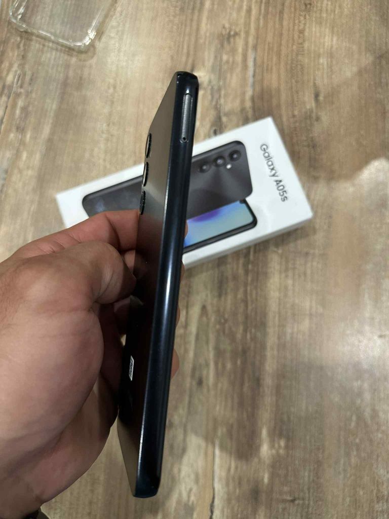 Samsung A05S 128 GB Чисто Нов!!!
