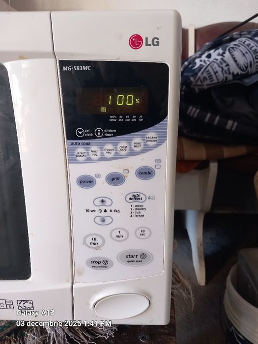 Cuptor cu microunde LG (defect)