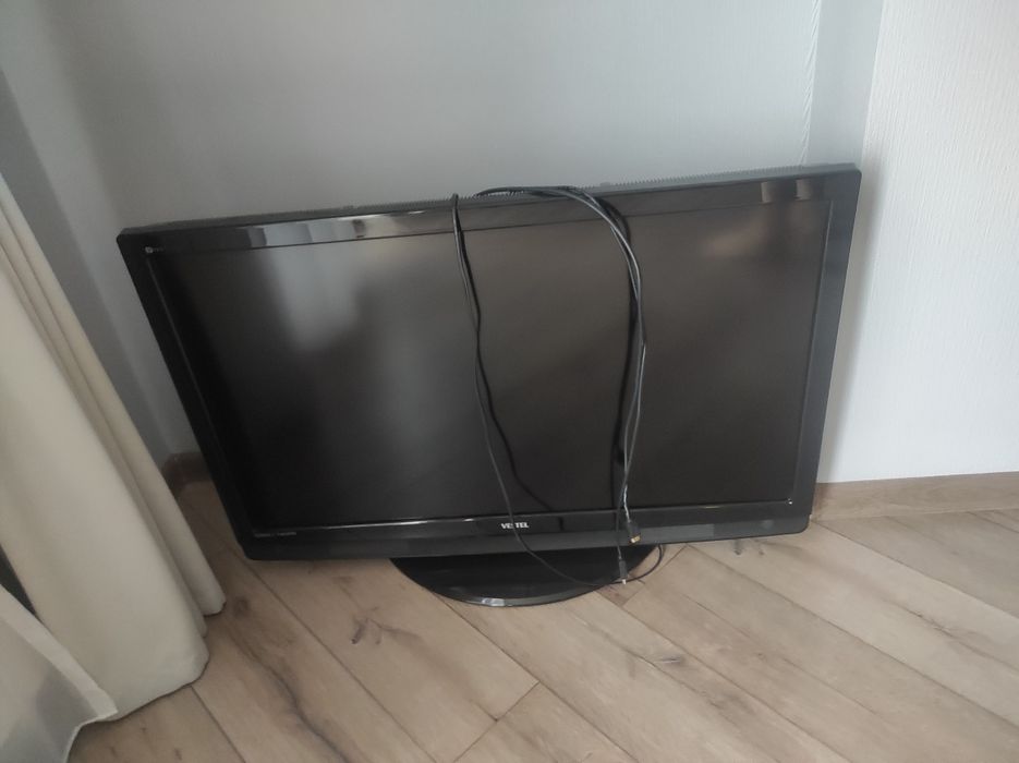 Продам телевизор Vestel 107 см, FHD