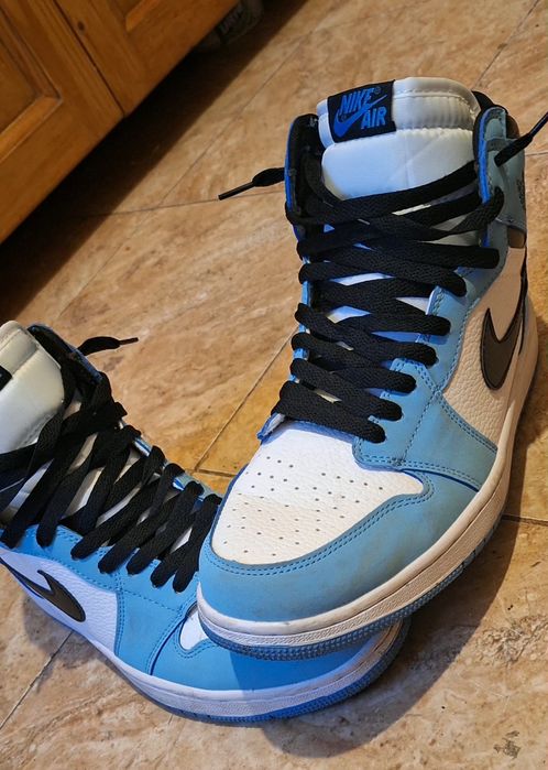 Jordan 1 universiti blue