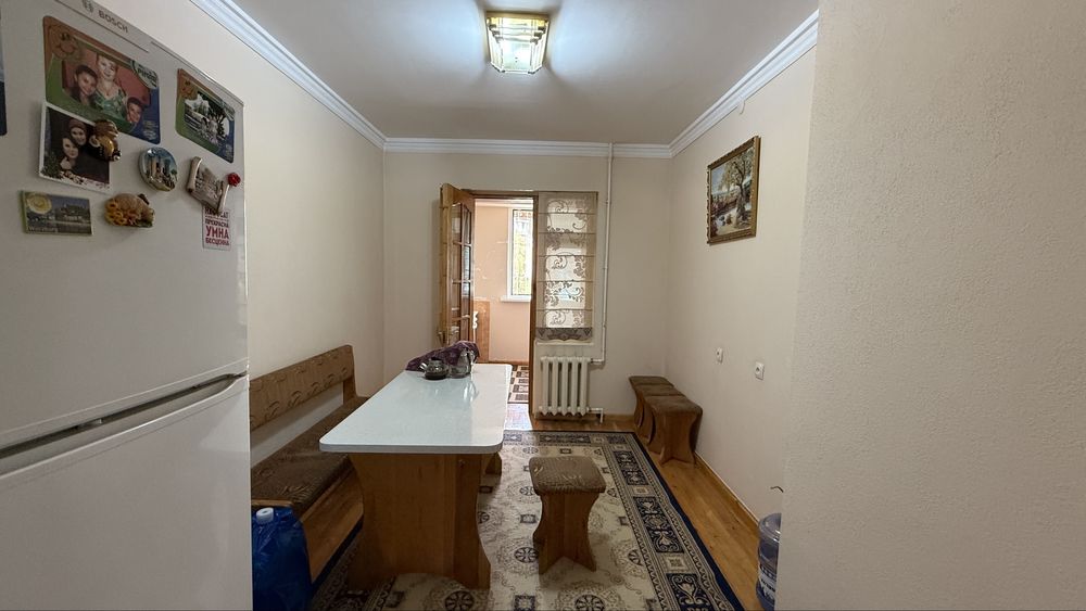 Квартира напротив Mirabad Avenue