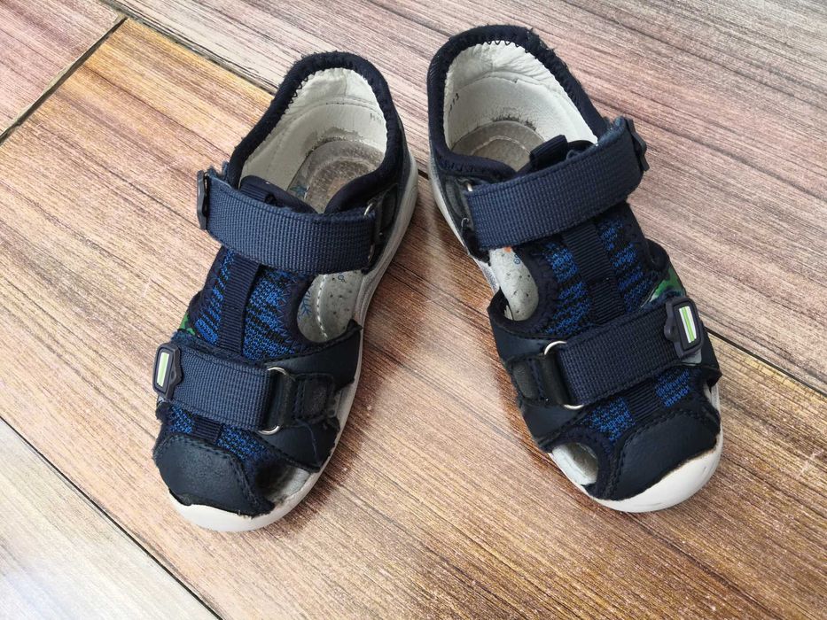 Сандали детские..