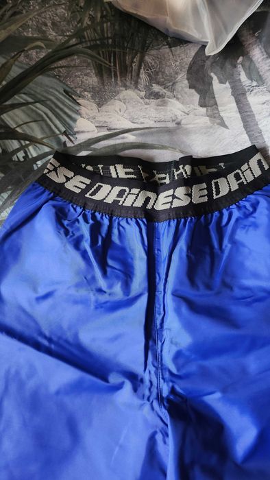 Продава се комплект дъждобран Dainese