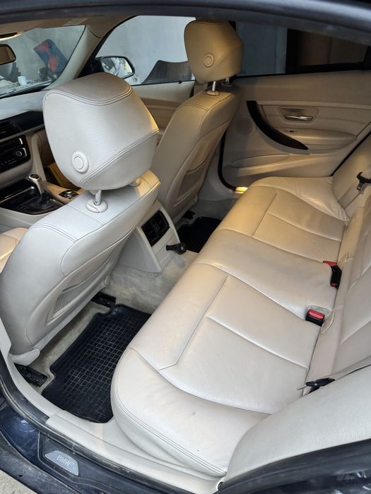 Vand Bmw 320D F30 Fac si Schimb