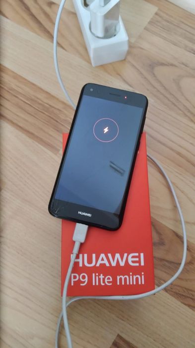 Vând Huawei P9 Lite Mini