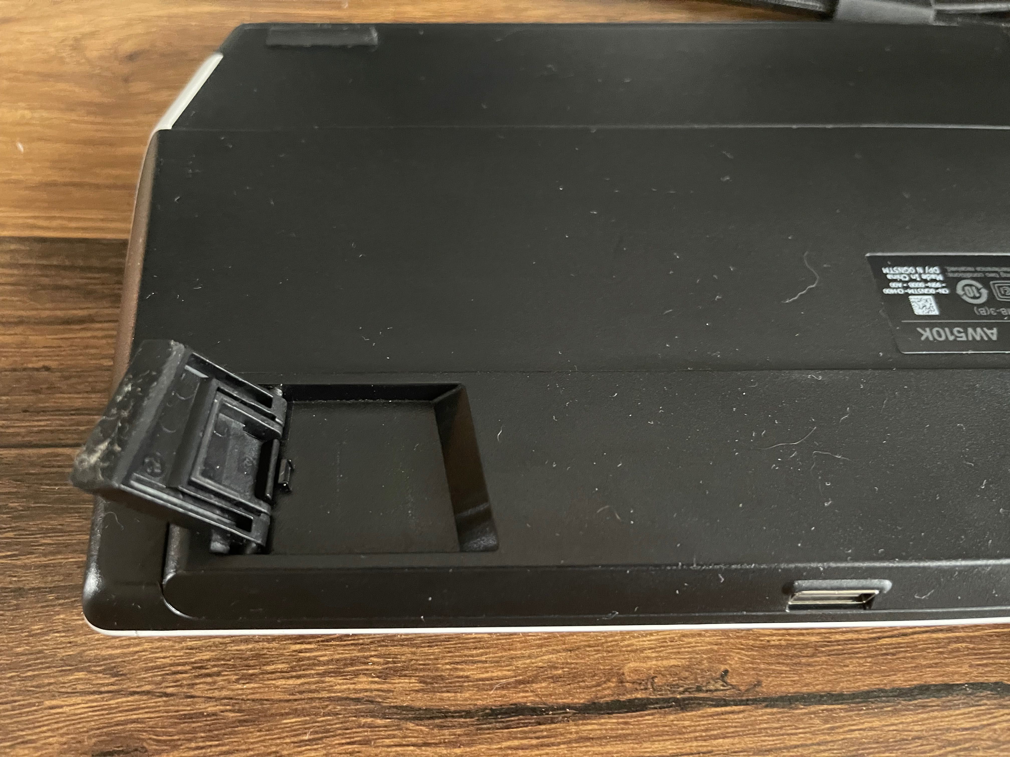 Супер лека и бърза геймърска Клавиатура Alienware AW510K Lunar Light